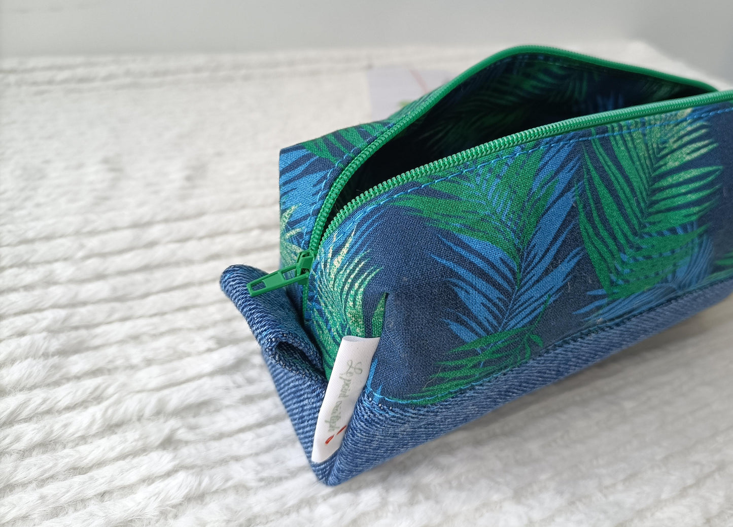 Trousse à crayons bicolore