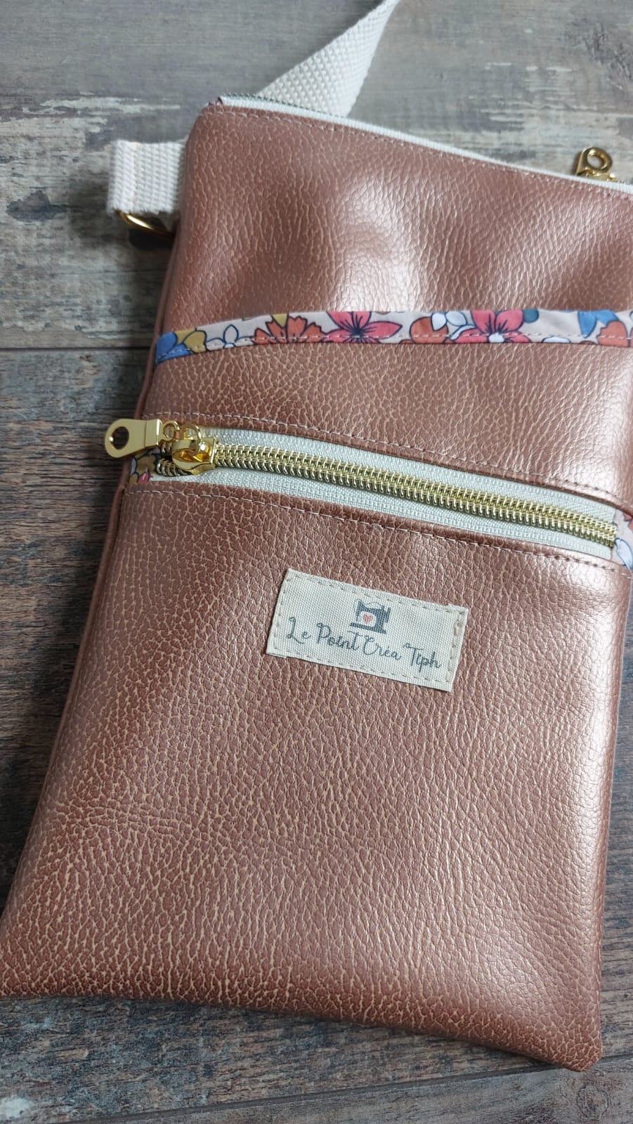 Pochette bandoulière