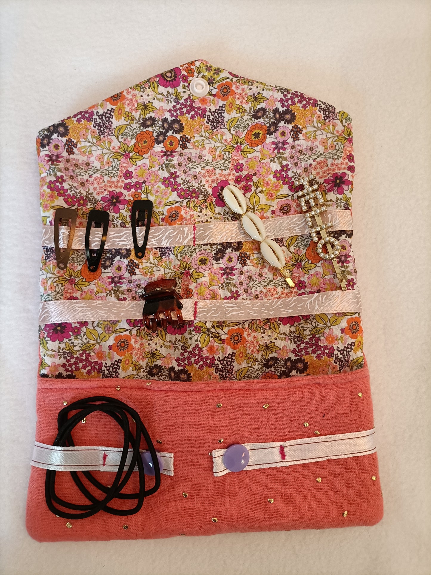 Pochette à barrettes & accessoires de coiffure