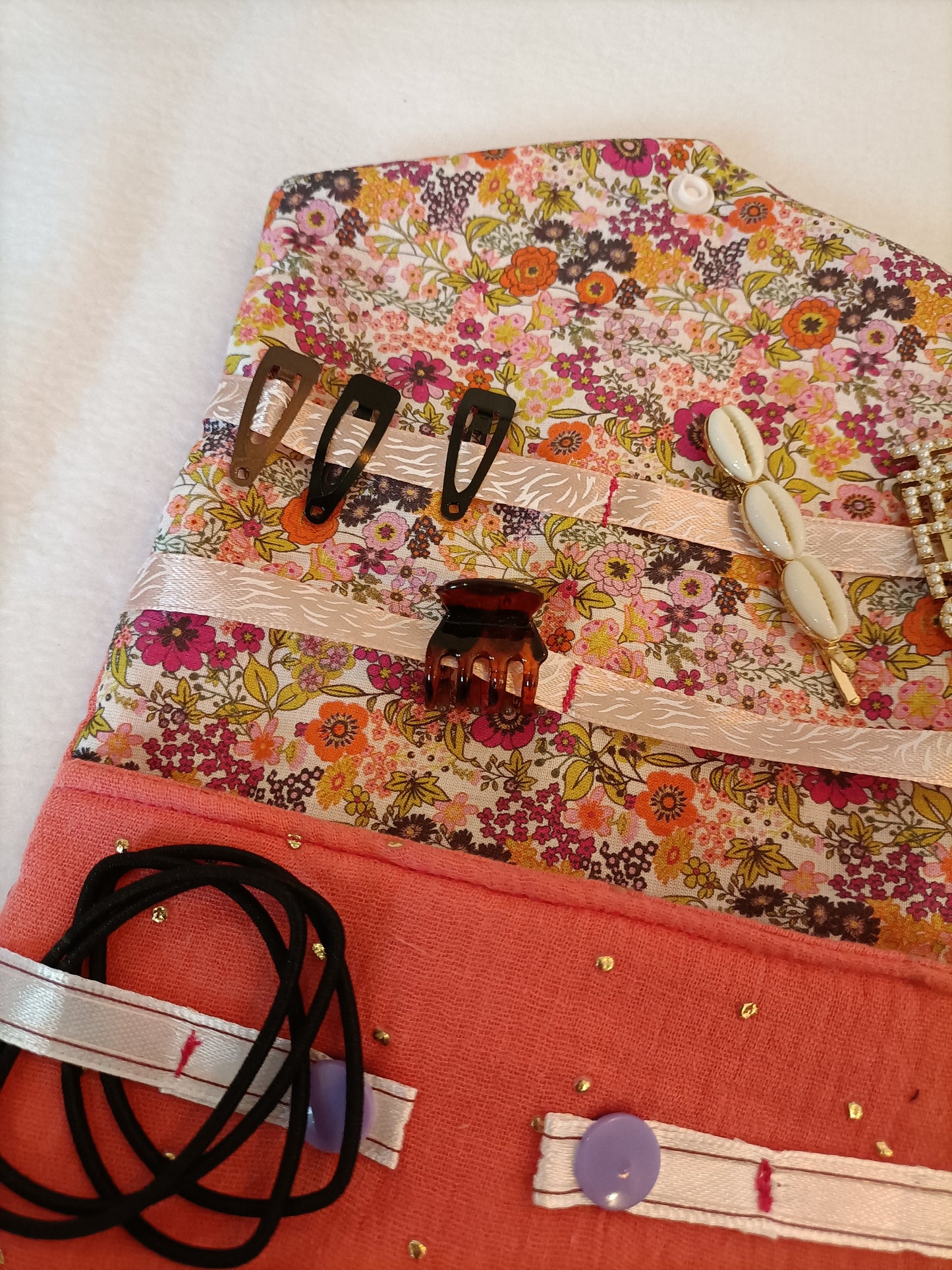 Pochette à barrettes & accessoires de coiffure