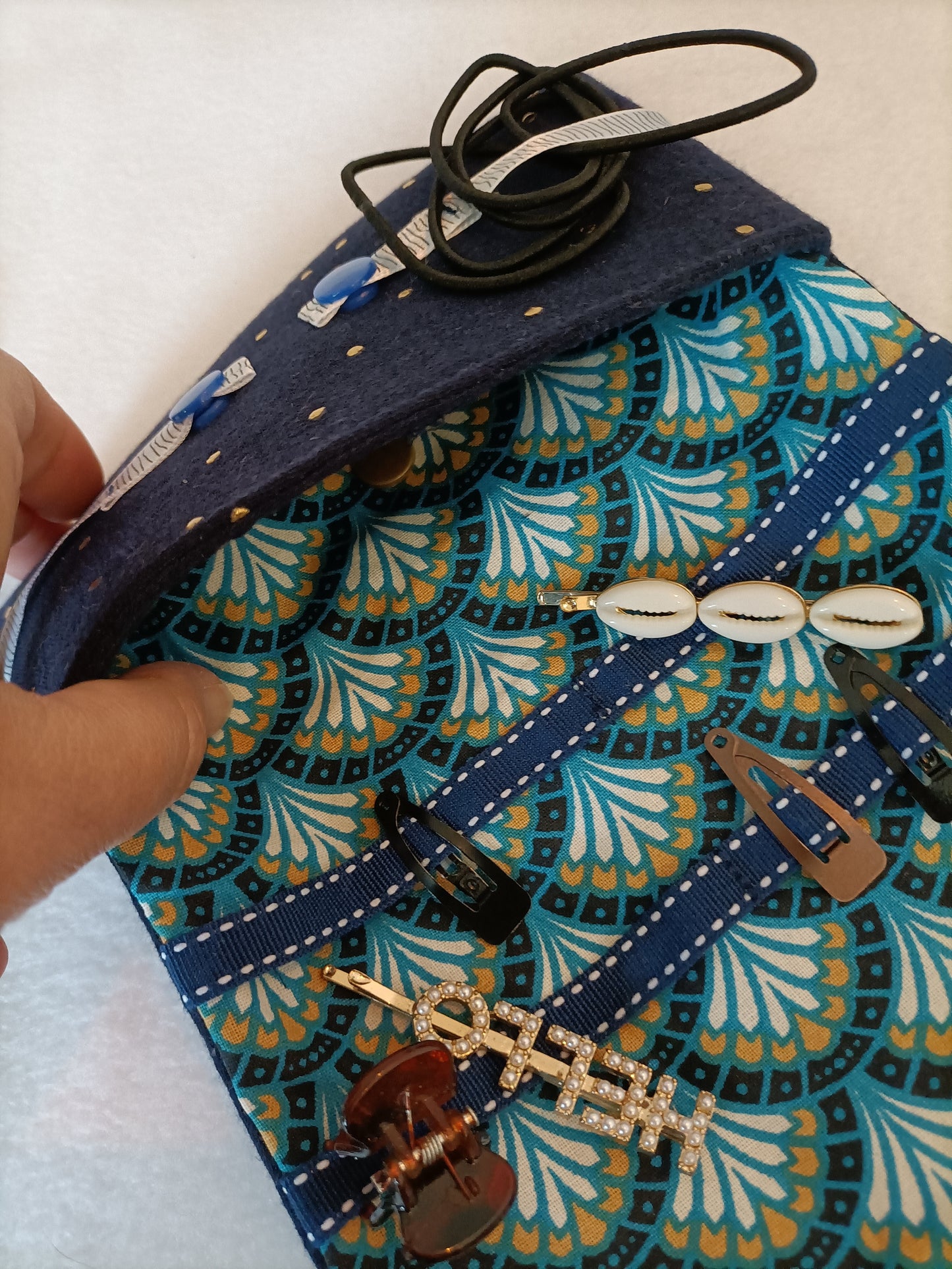 Pochette à barrettes & accessoires de coiffure