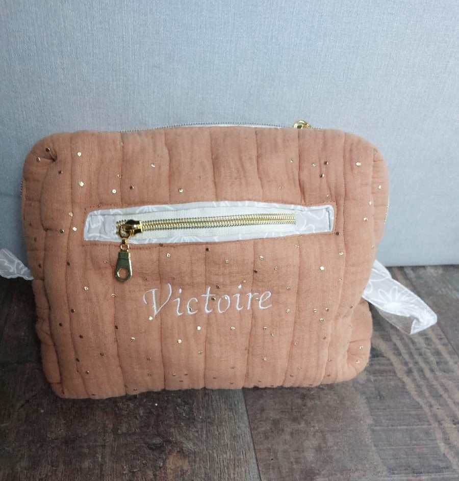 Trousse de toilette brodée