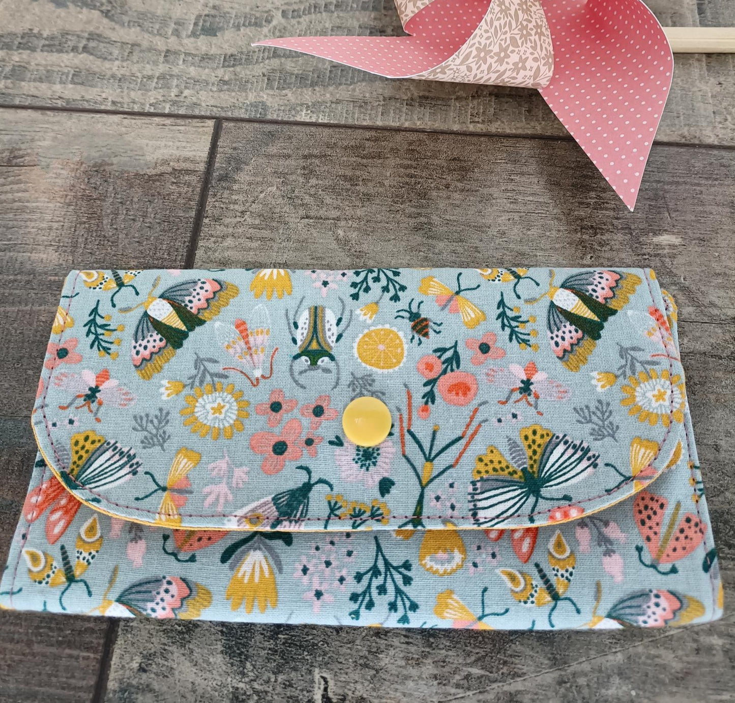 Pochette à barrettes